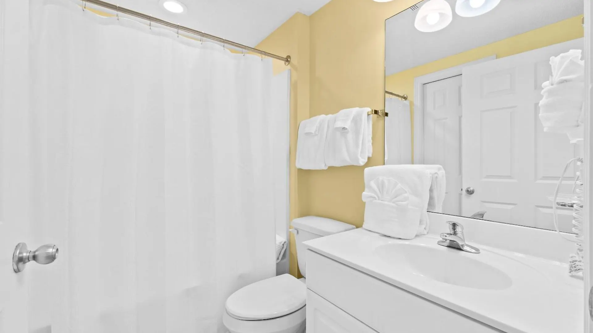 Majestic Beach Resort Tower 2 By Panhandle Getaways Panama City Beach