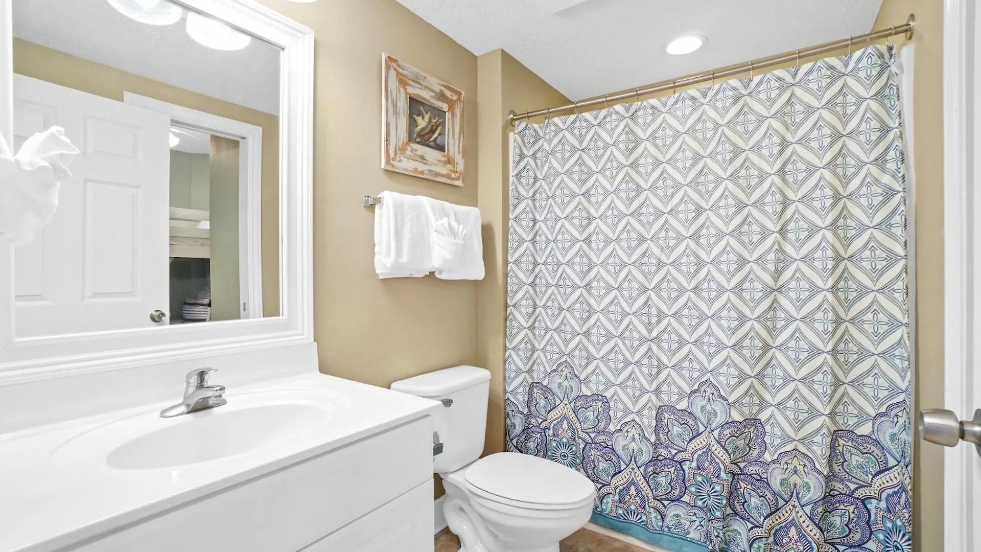 Majestic Beach Resort Tower 2 By Panhandle Getaways Panama City Beach Apartment