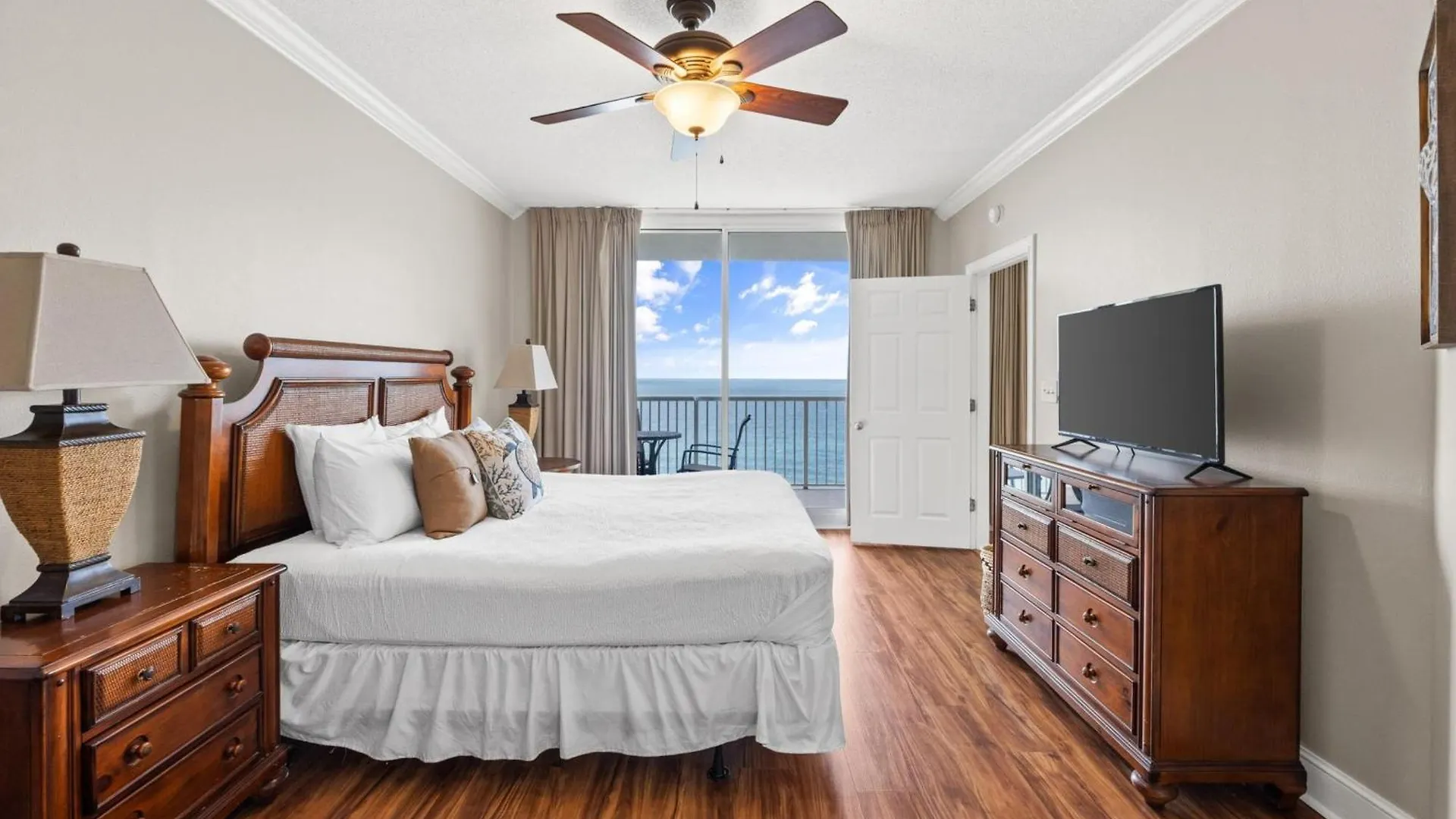 Majestic Beach Resort Tower 2 By Panhandle Getaways Panama City Beach 0*,  United States