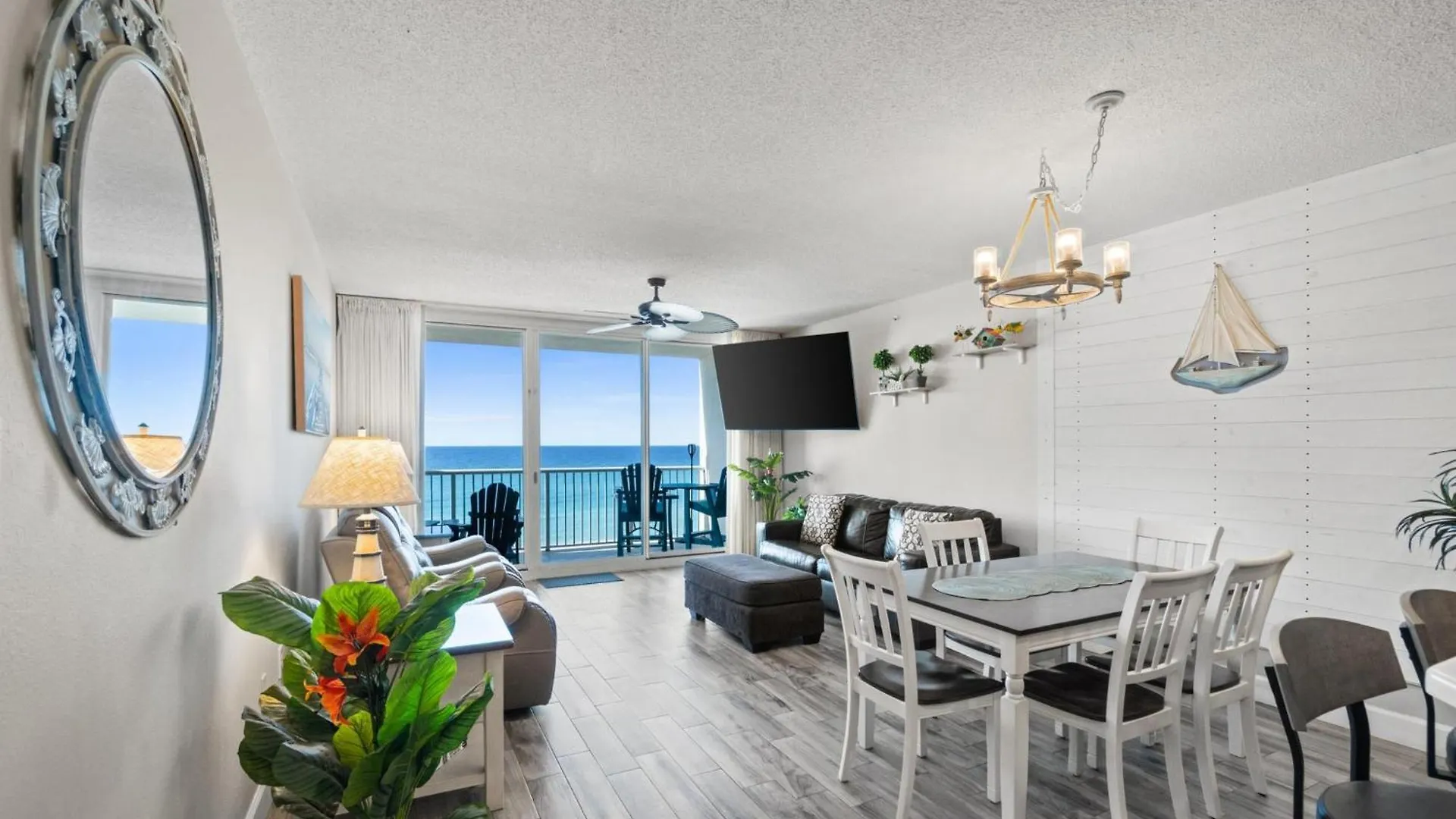 Apartment Majestic Beach Resort Tower 2 By Panhandle Getaways Panama City Beach